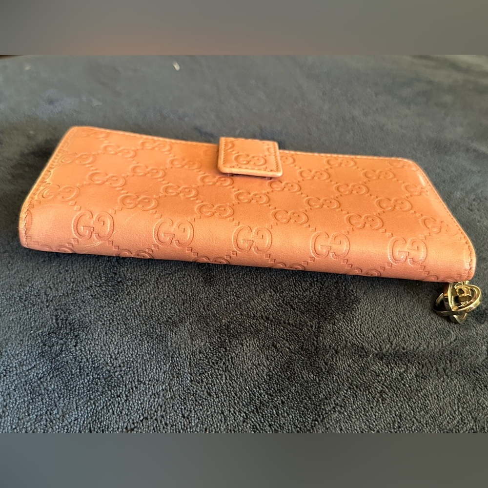 Authentic Pink Gucci Wallet - Picture 5 of 11